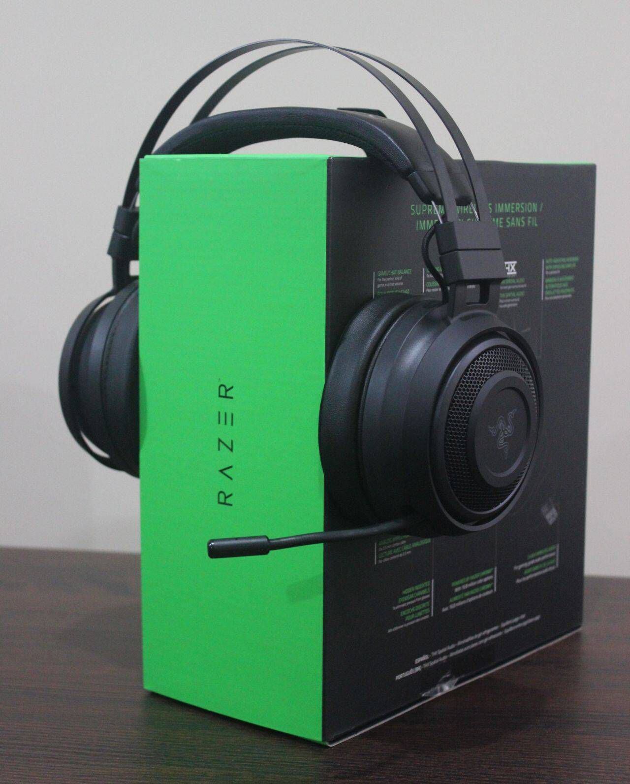 Audífonos Razer Nari Essential inalámbricos, con sonido envolvente, para  videojuegos