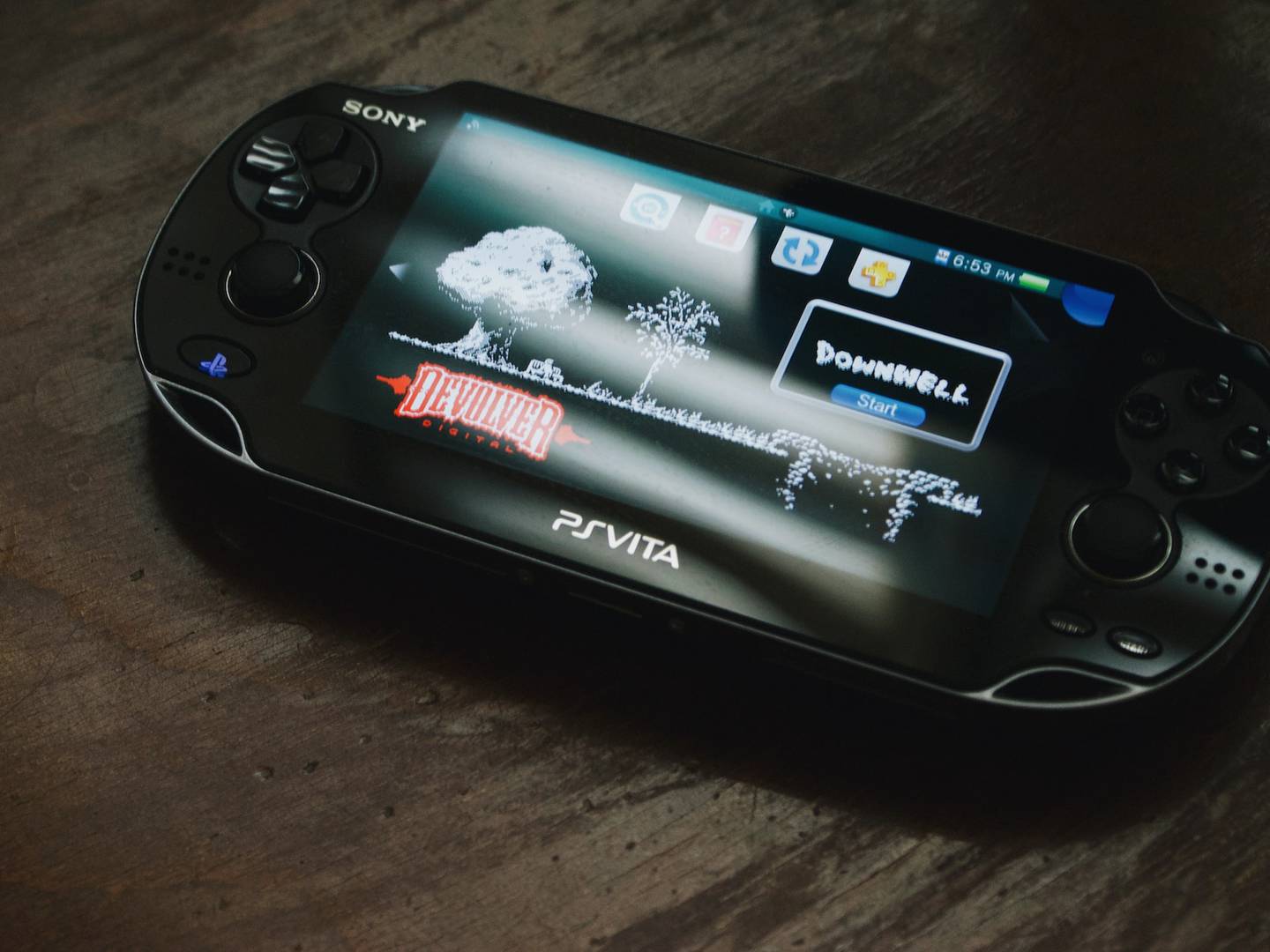 10 años de PlayStation Vita, una portátil futurista que se quedó a las  puertas del triunfo