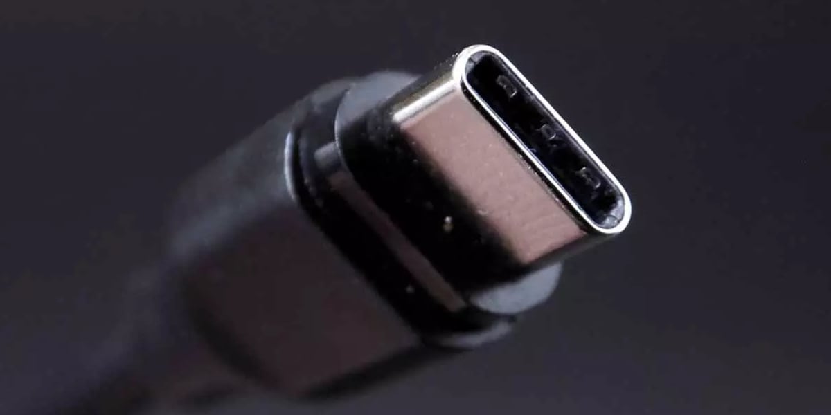 El USB-C del iPhone 15 no llega a estos accesorios, pero los rumores ya les  ponen fecha - Softonic