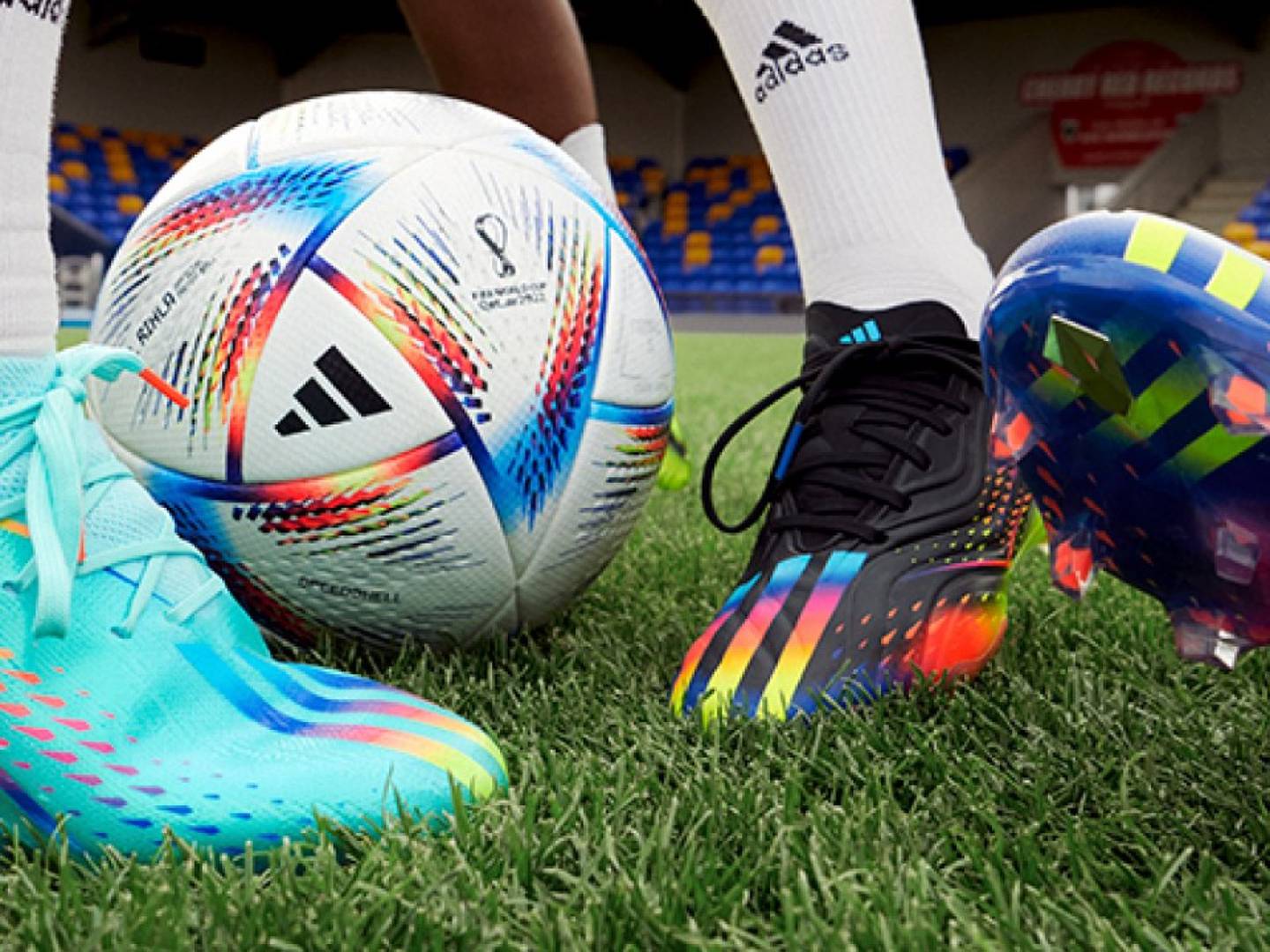 Qatar 2022: Adidas lanzó unas que siguen el estilo de Al Rihla, el balón oficial – FayerWayer