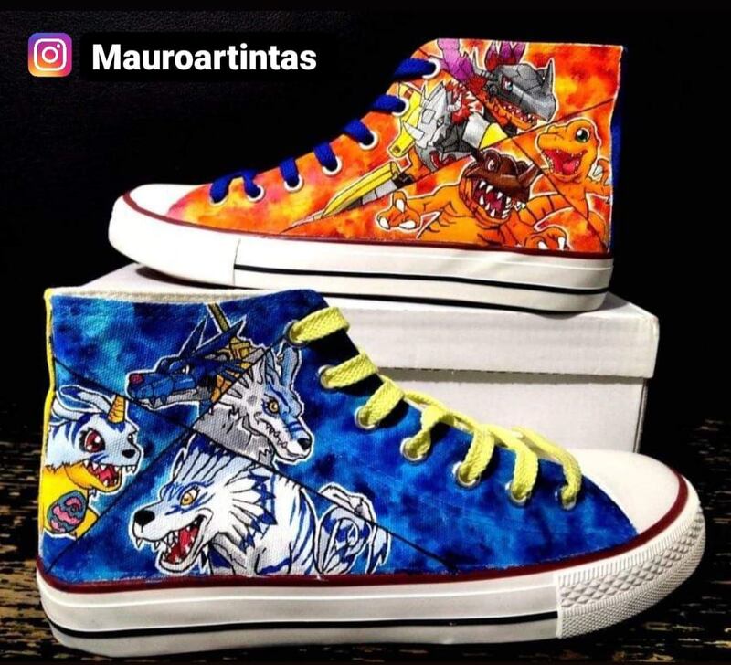 Algunas muestras del arte de Mauricio Cubillos en las zapatillas Converse.