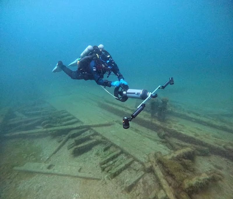 Fotos Wisconsin Underwater Archeology Association