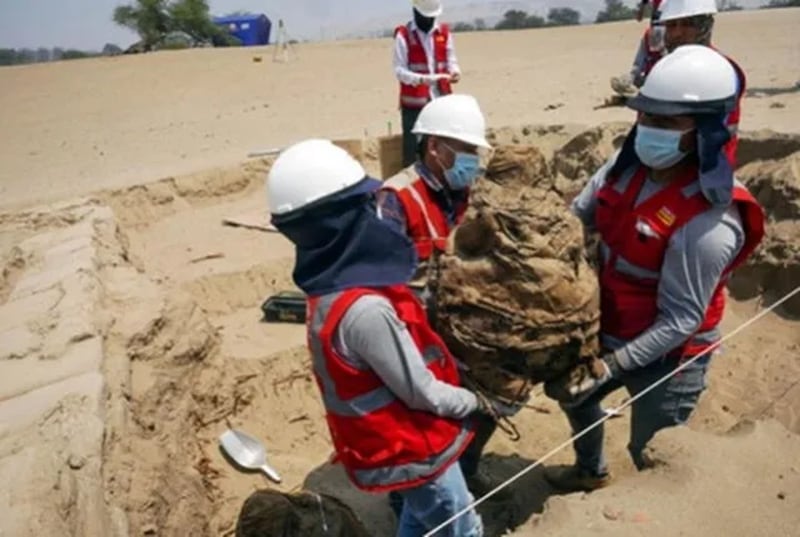 Fardos Funerarios Perú - Foto Genry Bautista Andina