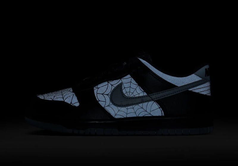 Nike Dunk Low Spider-Man