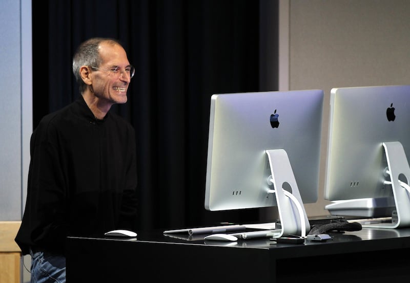 Steve Jobs en su oficina