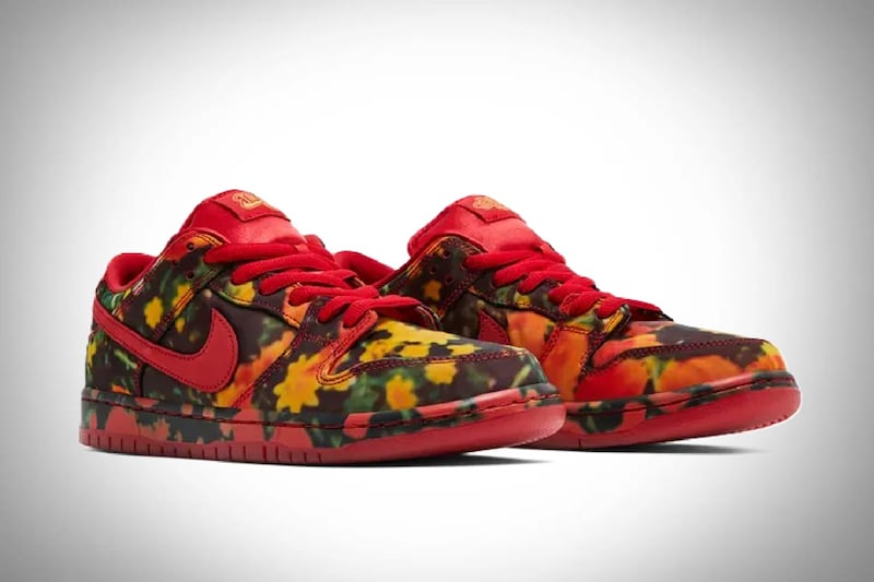 Mago de Oz x Nike Dunk Low SB 'Poppy Field'